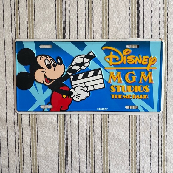 VTG Walt Disney Word MGM Studios Theme Park Mickey Mouse LICENSE PLATE - Picture 1 of 8